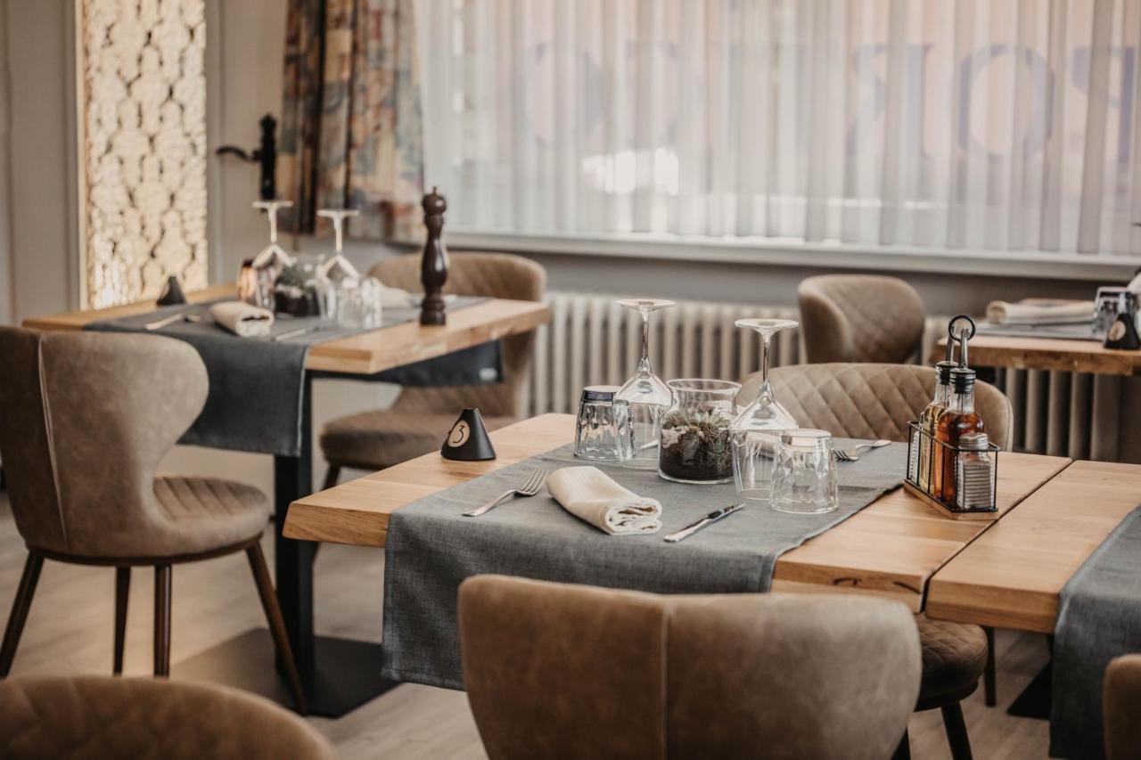 Albergo Ristorante Al Portico Gerra  ภายนอก รูปภาพ